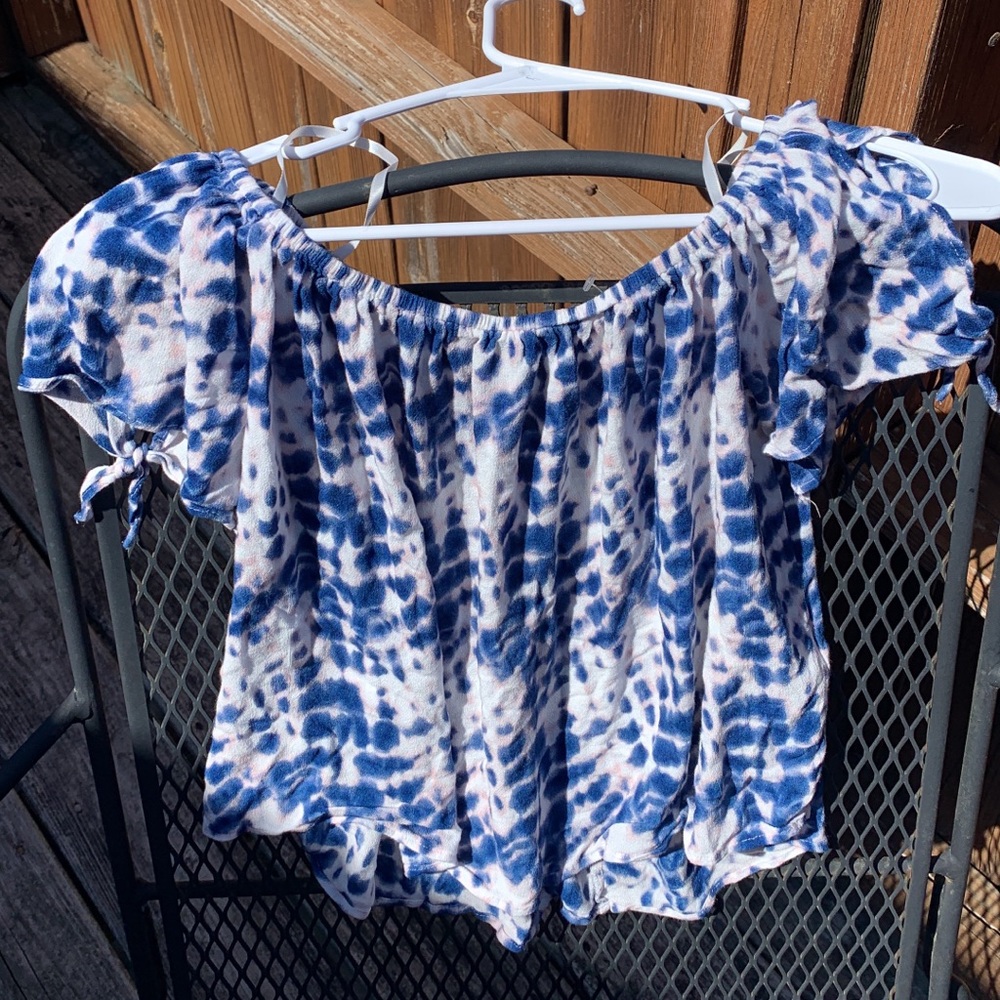 Off shoulder blouse
